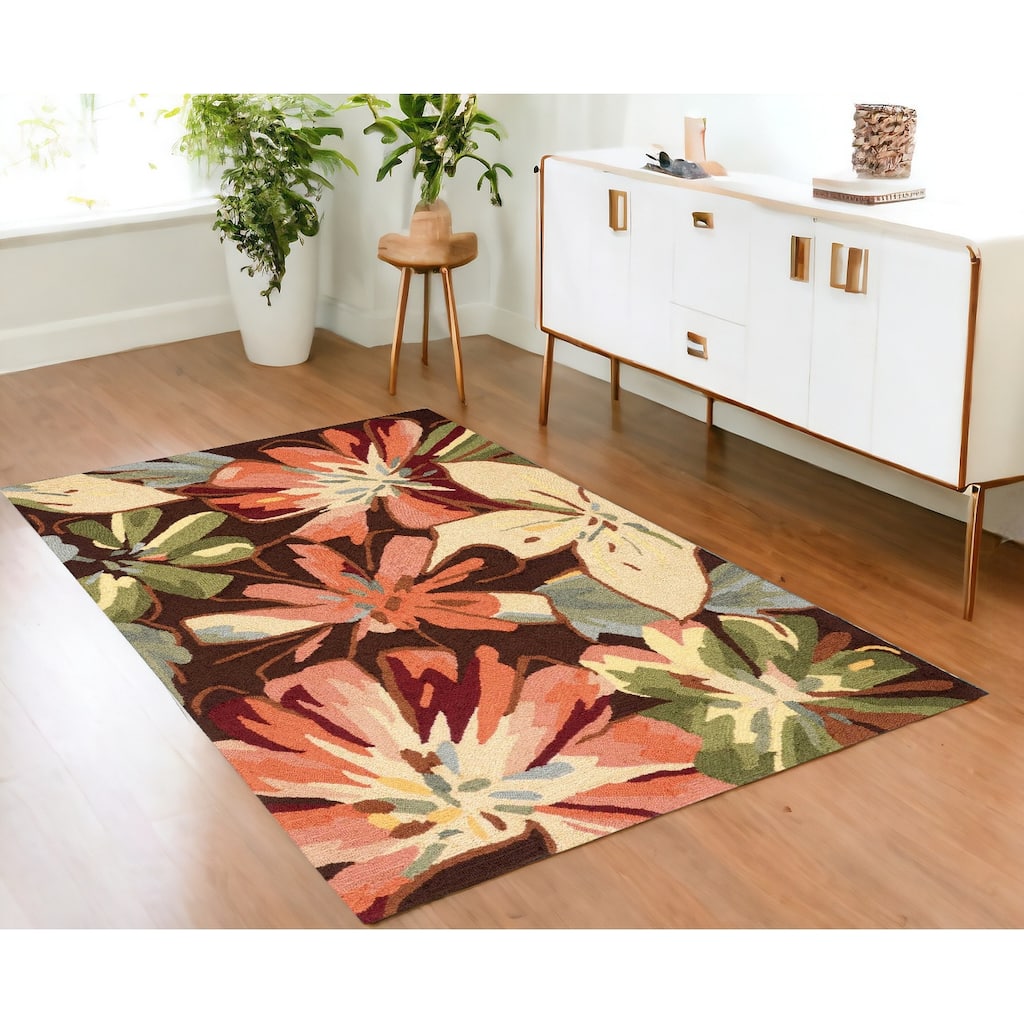 Gela Floral Traditional Stain Resistant Area Rug By HomeRoots - 66' X '42' X '0.25