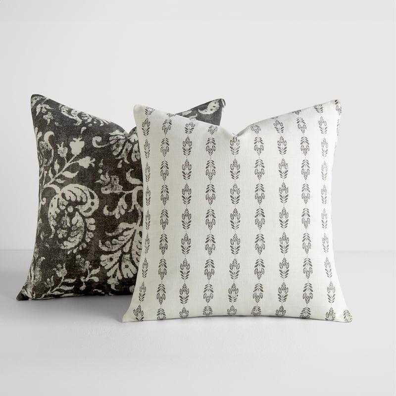 2-Pack Cotton Slub Decor Throw Pillows in Distressed Floral