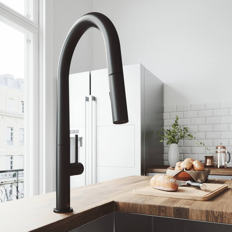 VIGO Greenwich Pull-Down Spray Kitchen Faucet