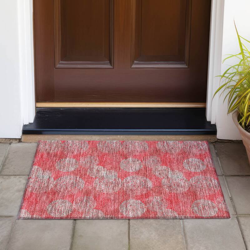 Machine Washable Indoor/ Outdoor Boho Sphere Chantille Rug - Red - 1'8" x 2'6"