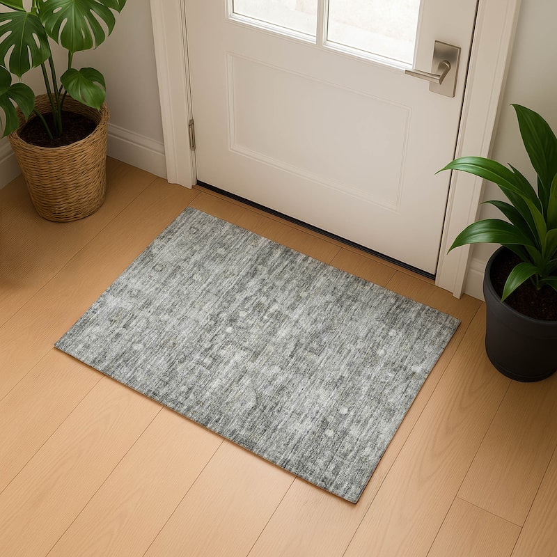 Premium Washable Super Soft Vintage Traditional Mayfield Rug - Pewter - 1'8" x 2'6"