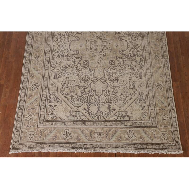 Distressed Tabriz Persian Vintage Rug Handmade Medallion Wool Carpet - 6'5"x 9'6"