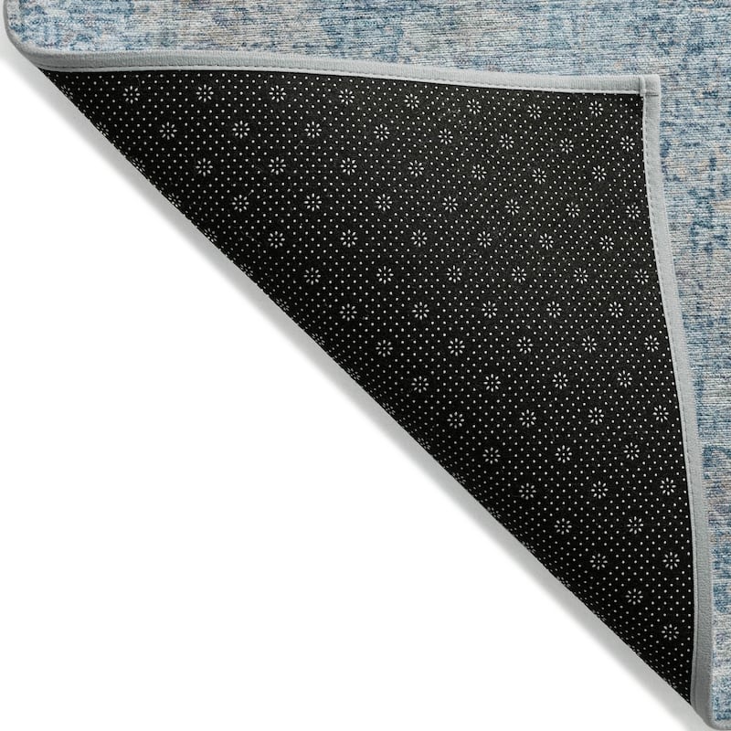 Machine Washable Indoor/Outdoor Traditional Global Chantille Rug