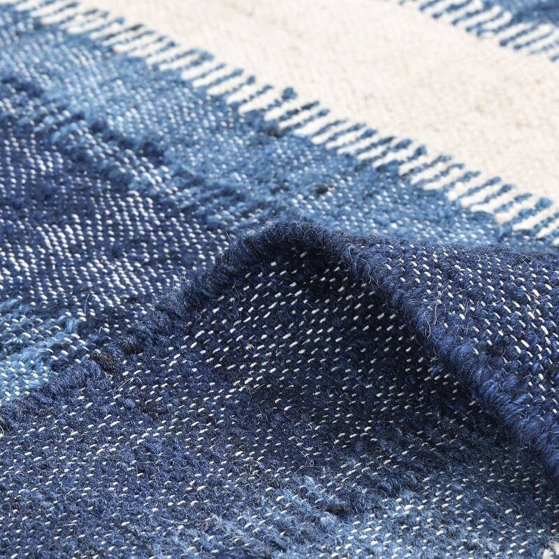 Overton Handmade Modern Contemporary Striped Area Rug