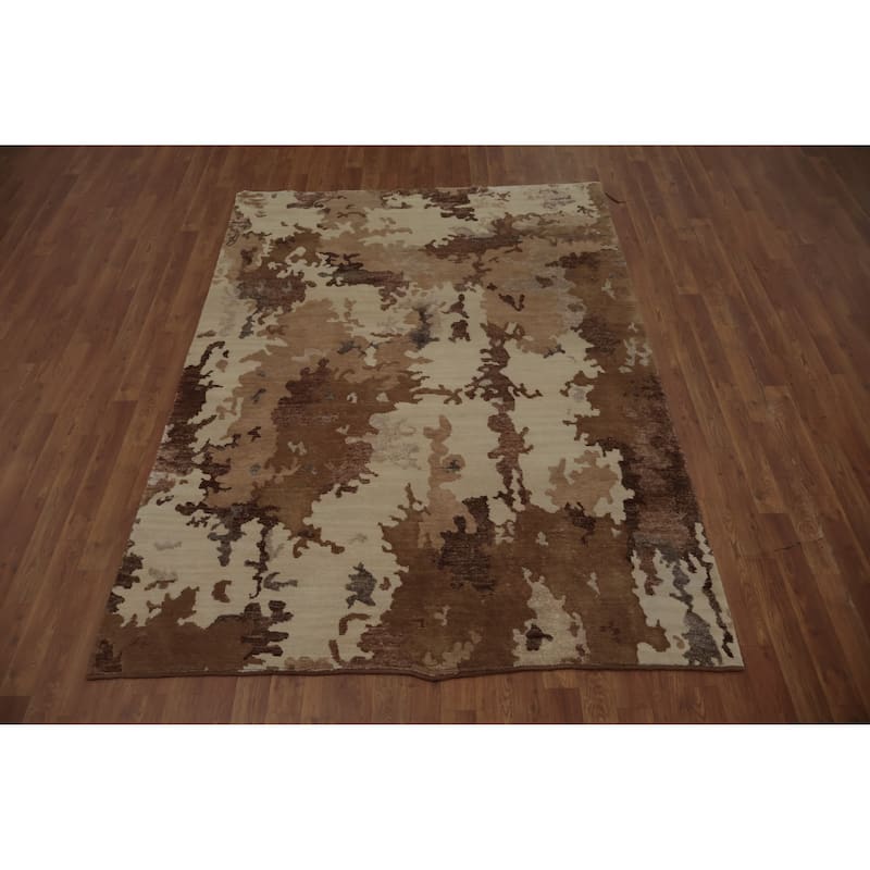 Hand Knotted Oriental Wool & Silk Carpet Modern All-Over Beige & Ivories Gabbeh Area Rug - 7' 4'' X 5' 4''