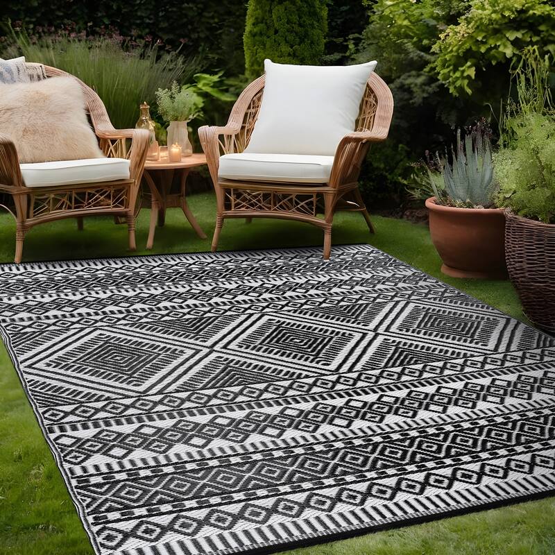 Beverly Rug Reversible Mats Plastic Outdoor Rug for Camping, Patio, Backyard, RV, Picnic, Deck
