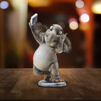 ICE ARMOR 7.75"H Funny Elephant Taking Selfie Figurine