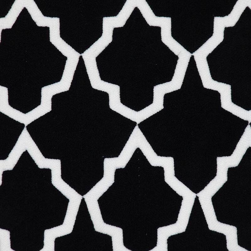 HomeRoots 18" X 18" Black 100% Cotton Geometric Zippered Pillow