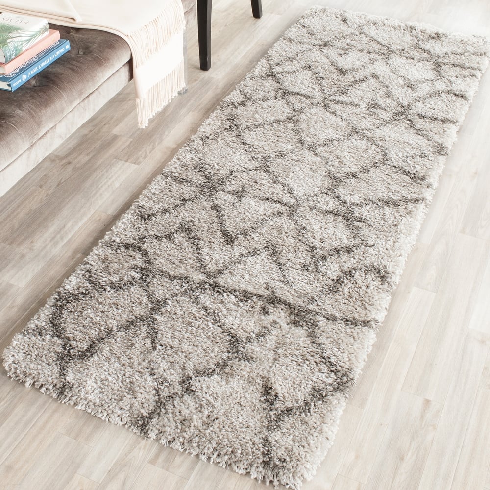 SAFAVIEH Belize Shag Snezana 2-inch Thick Rug