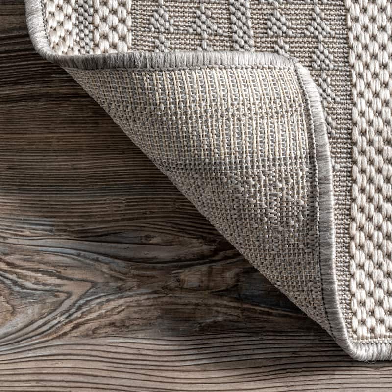 Nuloom Charlotte Contemporary Indoor/Outdoor Area Rug
