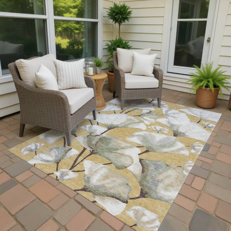 Machine Washable Indoor/ Outdoor Floral Love Chantille Rug - Gold - 8' x 10'