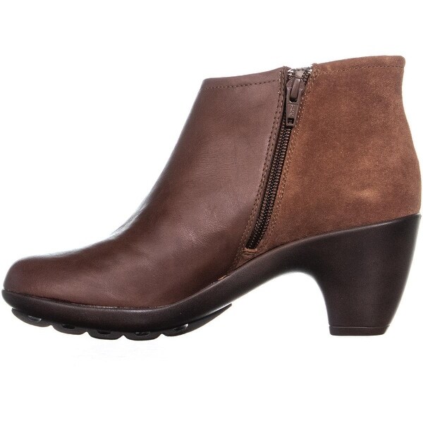 easy spirit booties