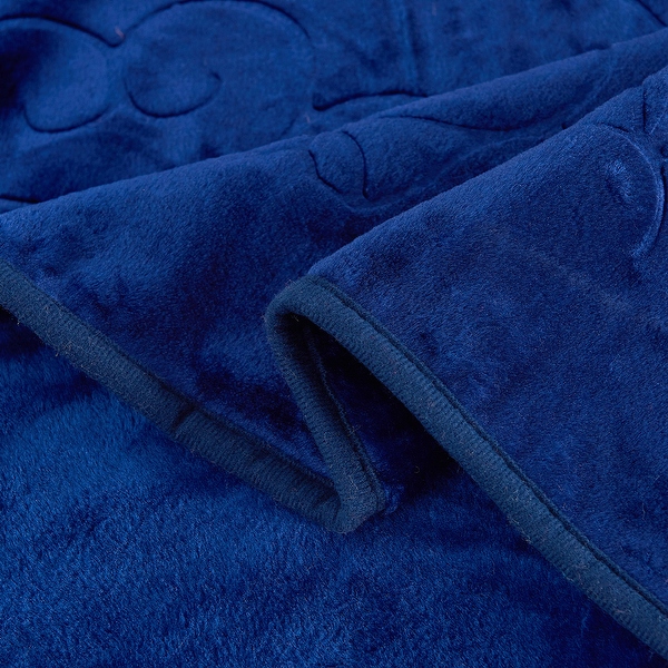 Queen fuzzy hotsell blanket
