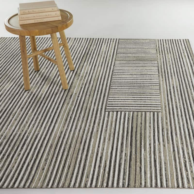 Giles Modern Striped Indoor/Outdoor Area Rug - 5'3" x 7' - Cream