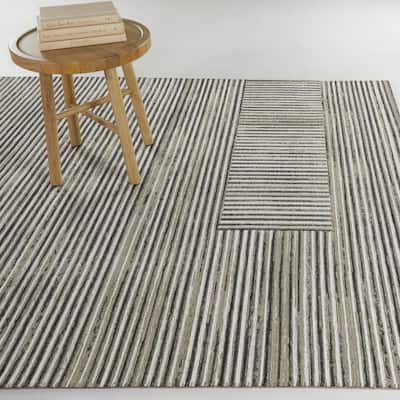 Giles Modern Striped Indoor/Outdoor Area Rug