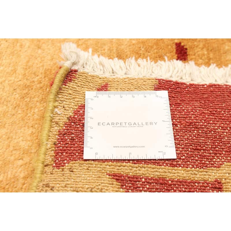 ECARPETGALLERY Hand-knotted Peshawar Ziegler Light Gold Wool Rug - 6'8 x 7'10