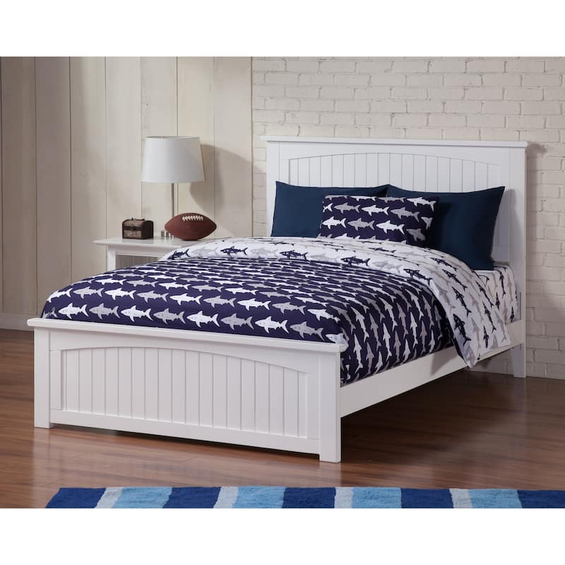 Nantucket Full Platform Bed with Matching Footboard in White - Full
