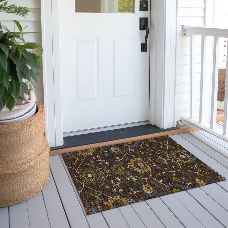 Machine Washable Indoor/ Outdoor Traditional Luna Chantille Rug - Chocolate - 1'8" x 2'6"