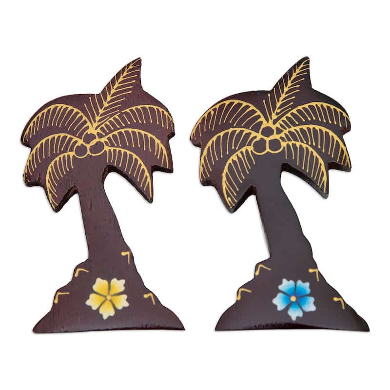 Novica Handmade Paradisial Coasts Wood Magnets (Set Of 2)