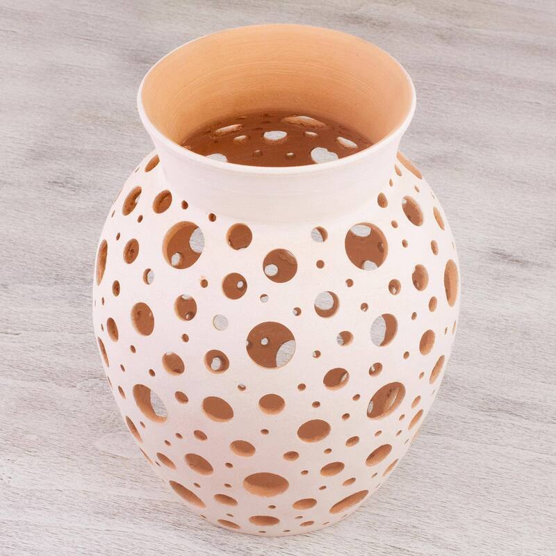 Handmade Transparency Ceramic decorative vase (Mexico)