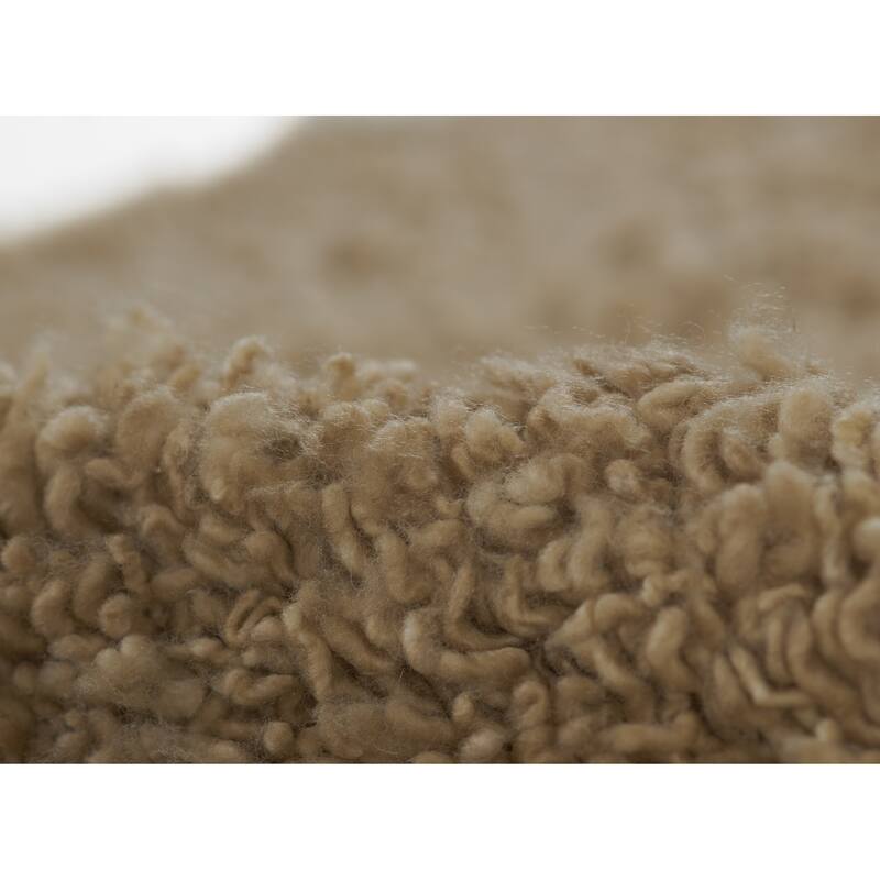 Momeni Neo Morrocan Hand Woven Wool Solid Color Shag Rug