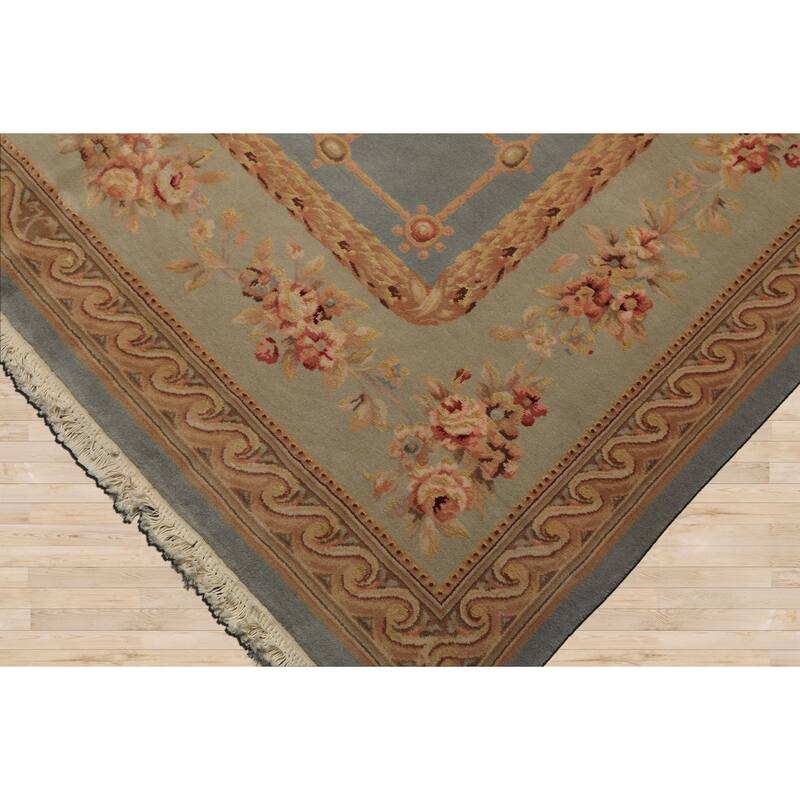 5'10''x8'9'' Hand Knotted Wool French Aubusson Savonerrie 300 KPSI Rug - 5' 10'' x 8' 9''