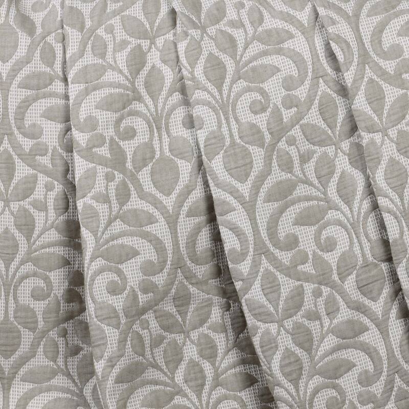 Superior Vineyard Cotton Blend Matelasse Woven Throw Blanket
