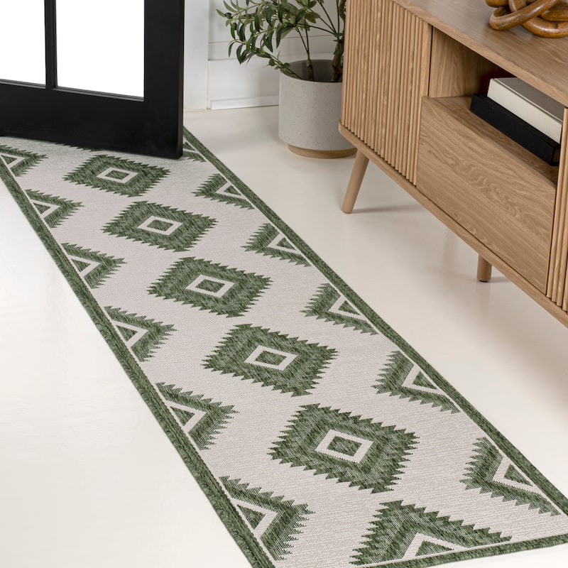 JONATHAN Y Aimee Geometric Moroccan Diamond Black/Cream Indoor/Outdoor Area Rug