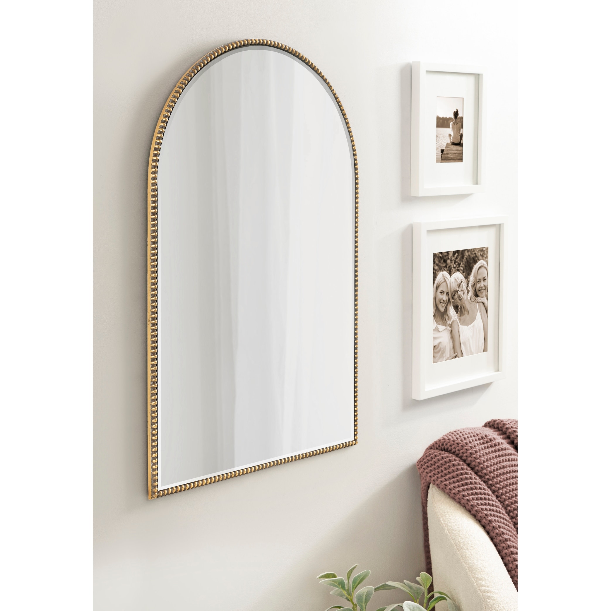 Arch Shaped Thin Metal Frame Modern Wall Vanity Accent Mirror Bed