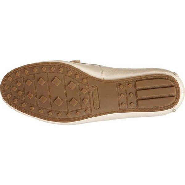 aerosoles patent leather loafers