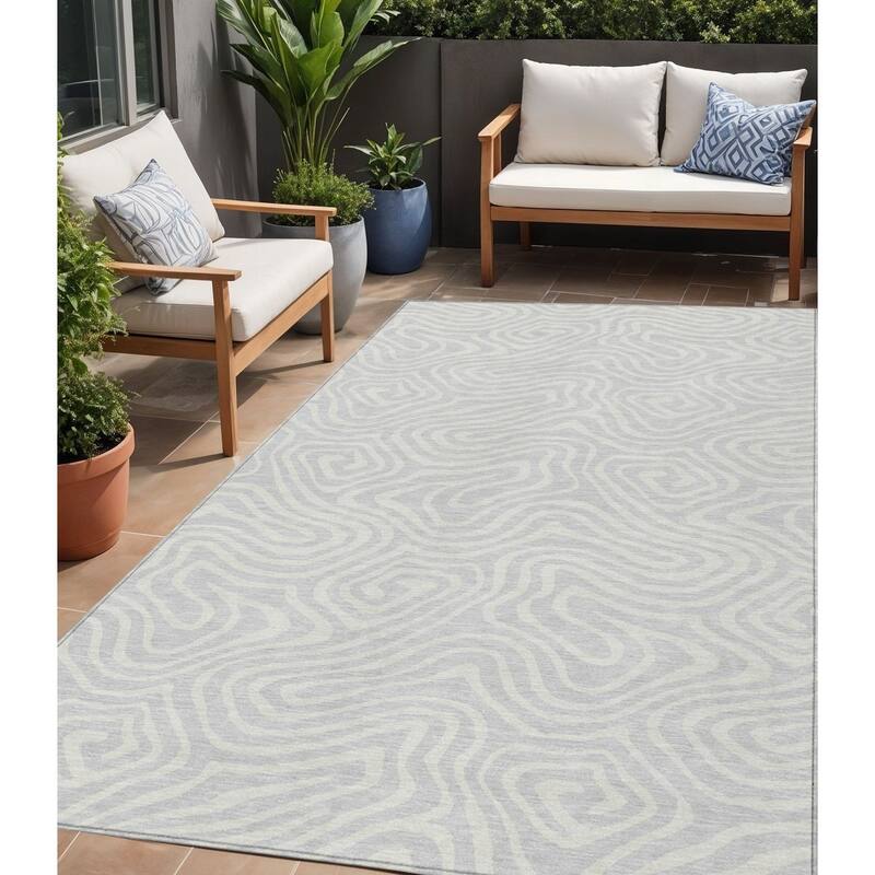 HomeRoots Abstract Transitional Rectangle Outdoor Rug - 5' X 8'