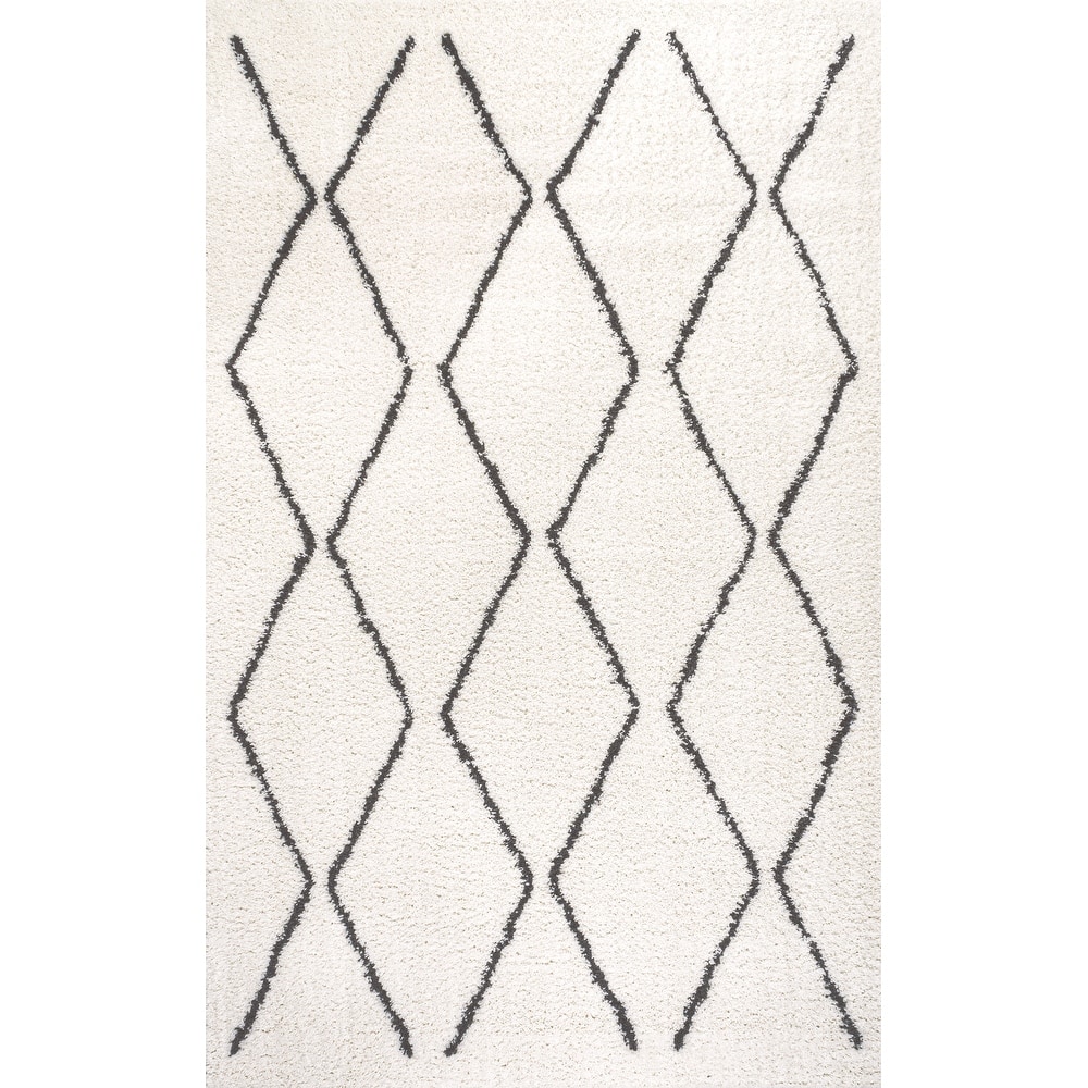 JONATHAN Y Petra Moroccan Diamond Shag Area Rug