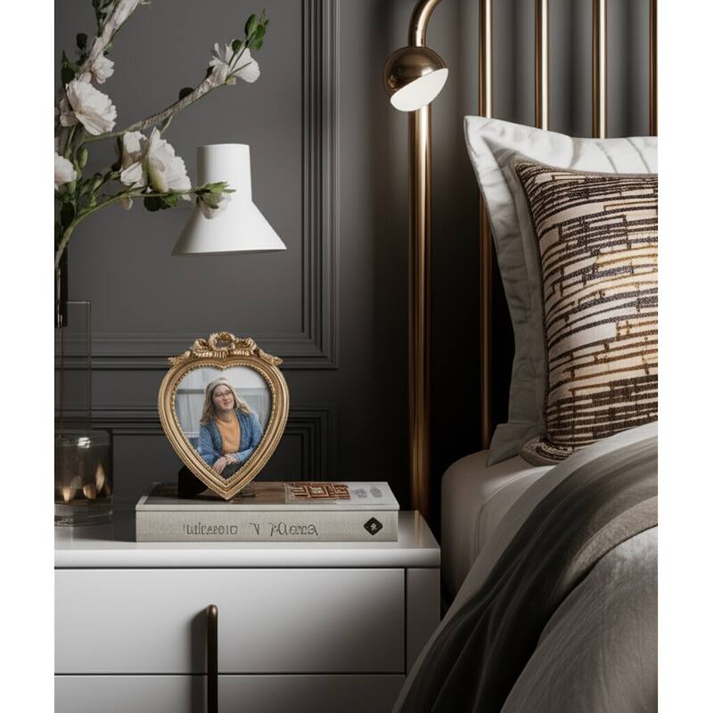 Polyresin Decorative Frame Photo Heart Shape Glam Style Ornate Accents