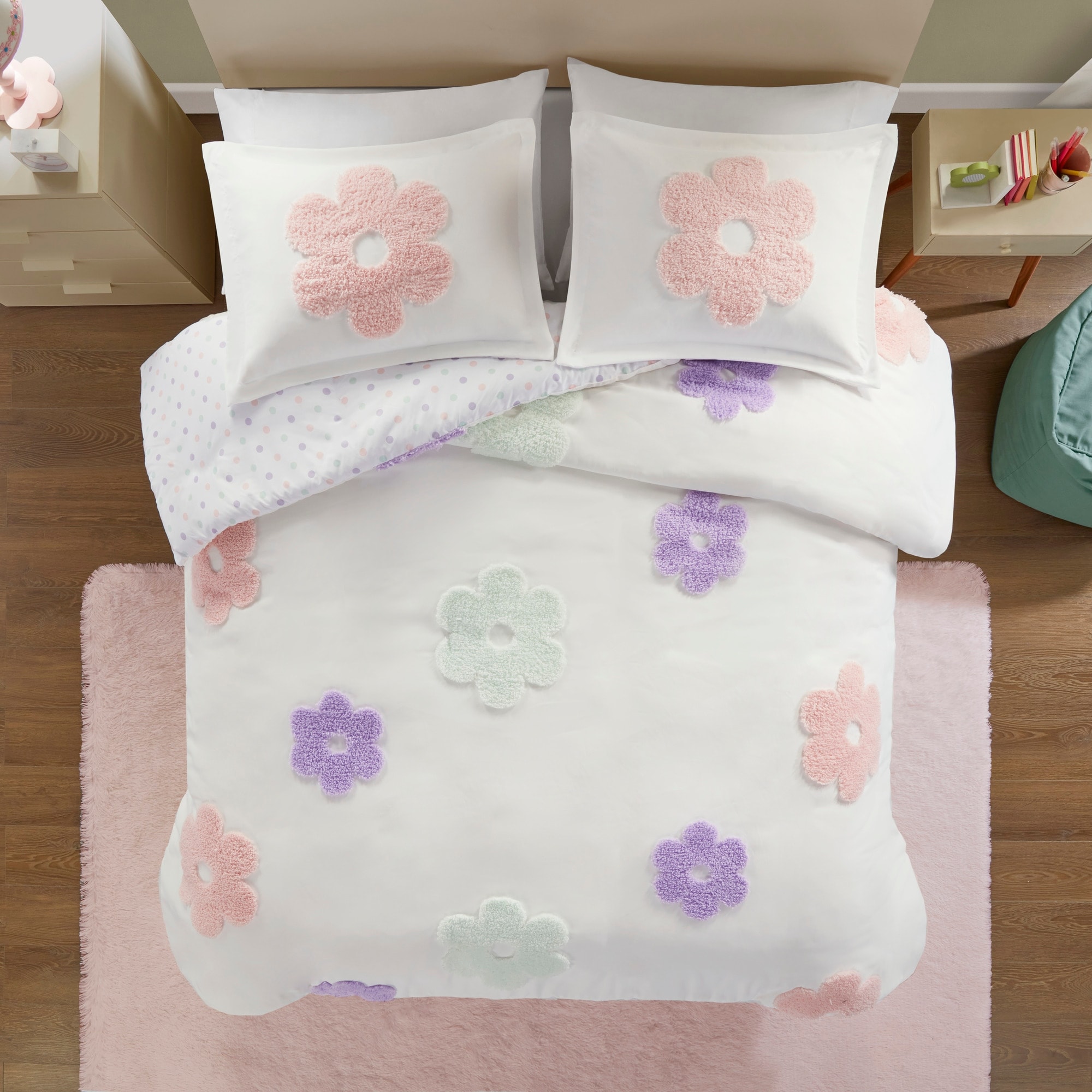 Intelligent Design Kids Gracie Floral Reversible Tufted Chenille Duvet Cover Set