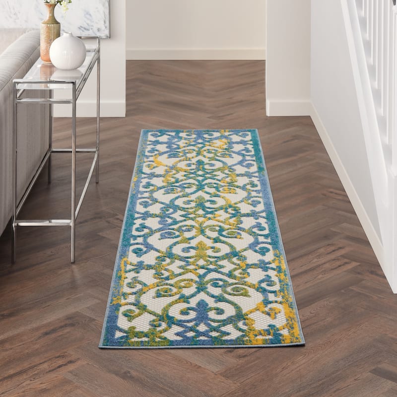 Nourison Aloha Transitional Scroll Indoor/Outdoor Damask Rug