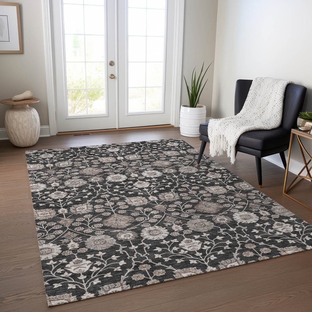 Machine Washable Indoor/ Outdoor Traditional Casual Chantille Rug