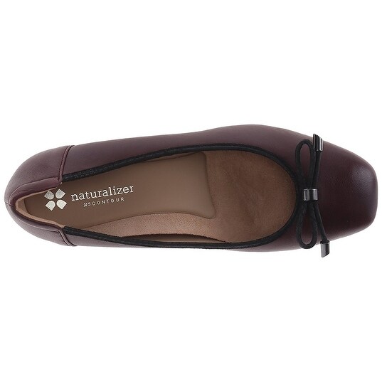 naturalizer women's dove wedge pump