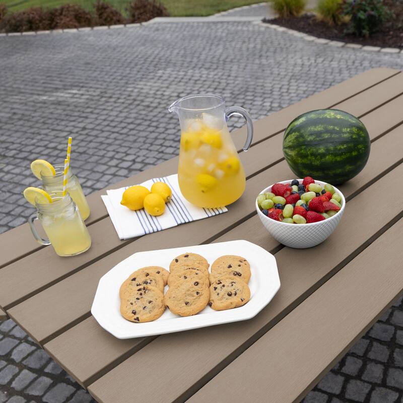 HIGHWOOD Eco-friendly Picnic Table