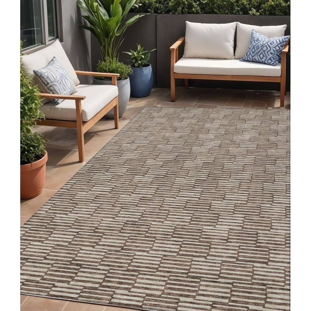 HomeRoots Geometric Transitional Rectangle Outdoor Rug