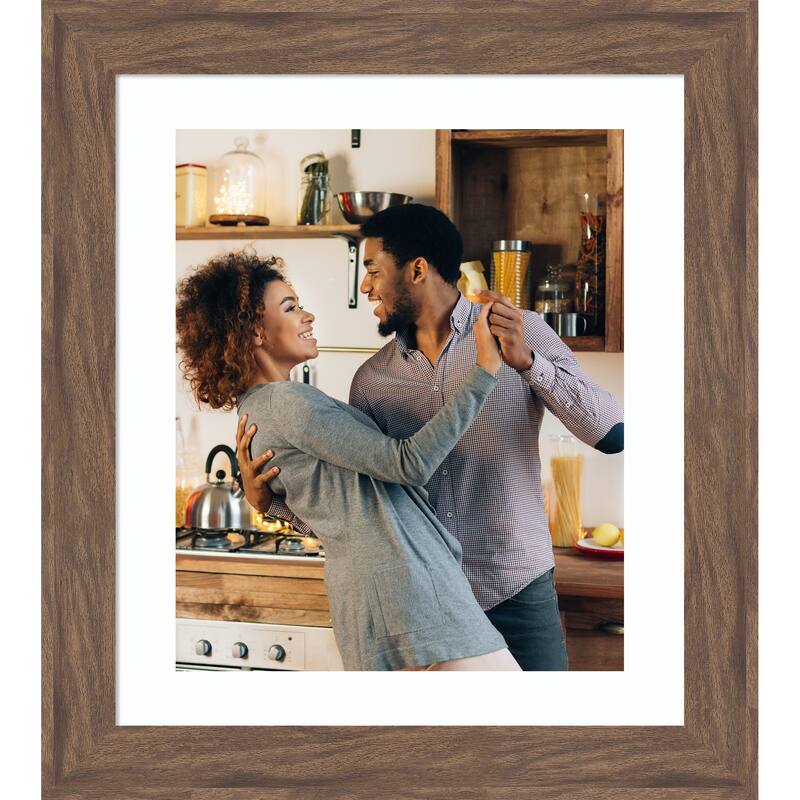 Pia Picture Frame, Photo Frame - 20x24 Matted to 16x20