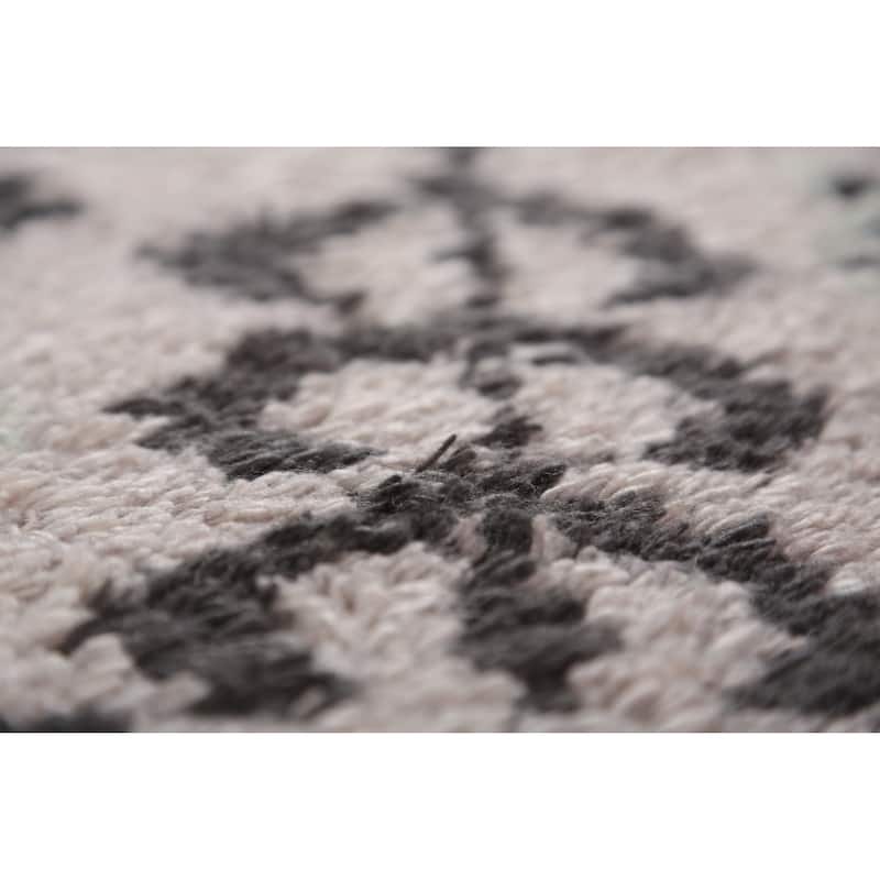 Geometric Plush Moroccan Shaggy Rug Hand-Knotted Wool Carpet - 4'11" x 8'3"