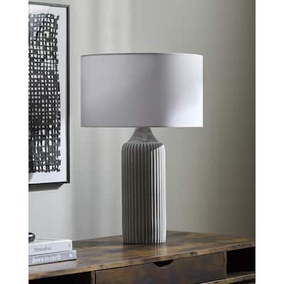 Livabliss Urra Traditional Accent Table Lamp