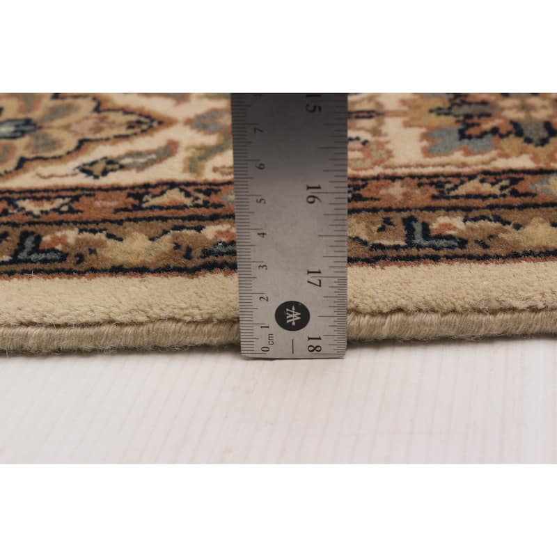 ECARPETGALLERY Hand-knotted Royal Sarough Cream Wool Rug - 5'5 x 7'10