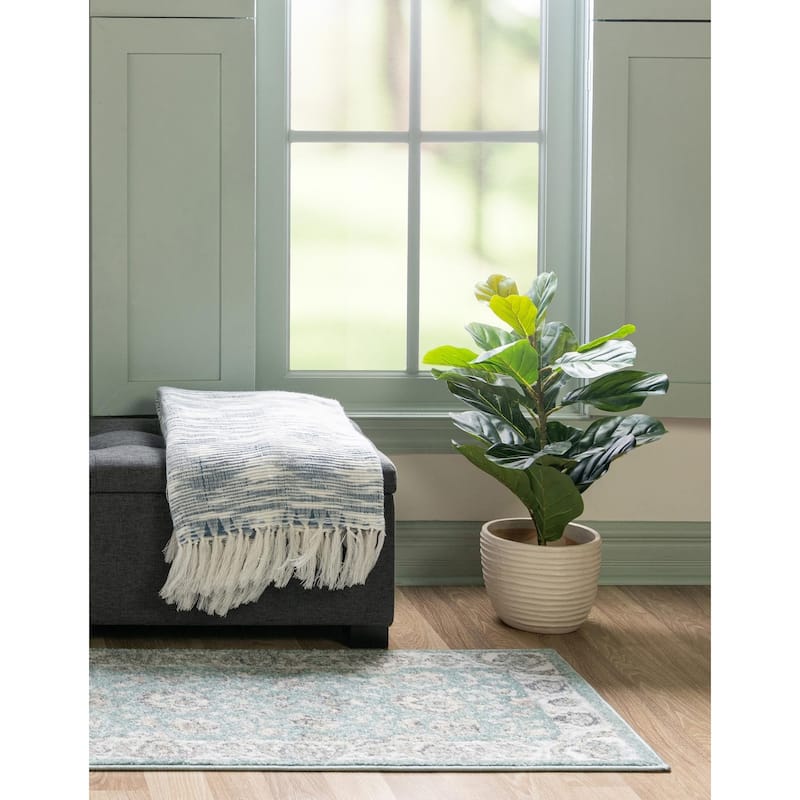 Traditional Taylor Collection Area Rug