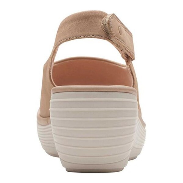 reedly shaina clarks