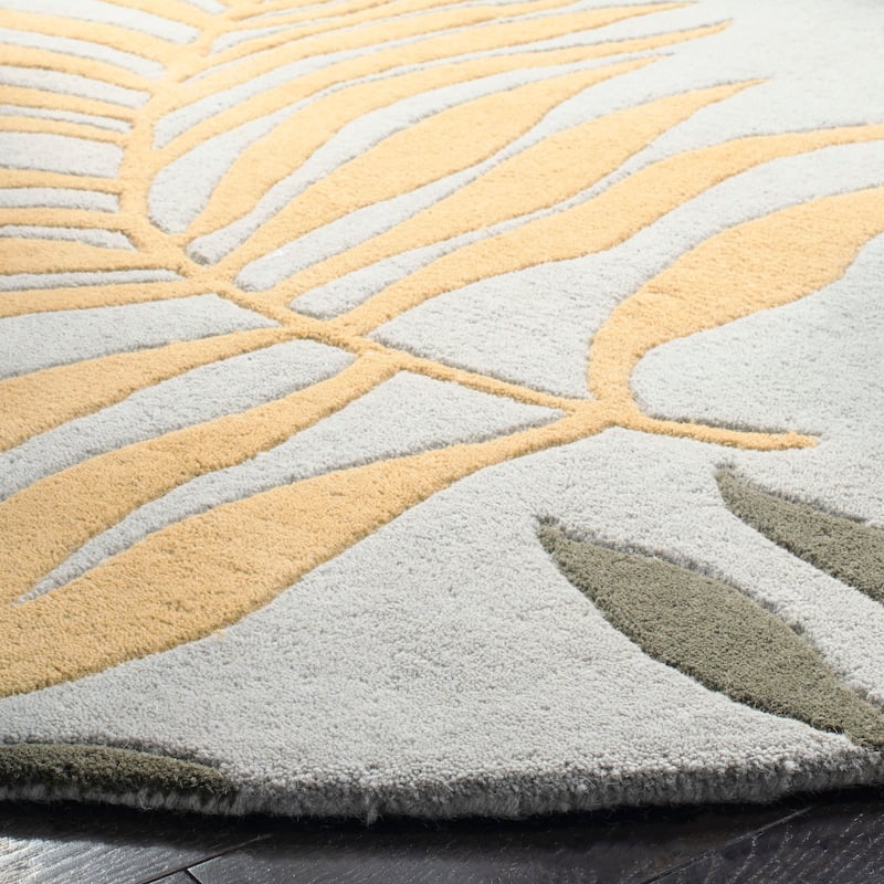 SAFAVIEH Handmade Soho Carley Ferns N.Z. Wool Rug