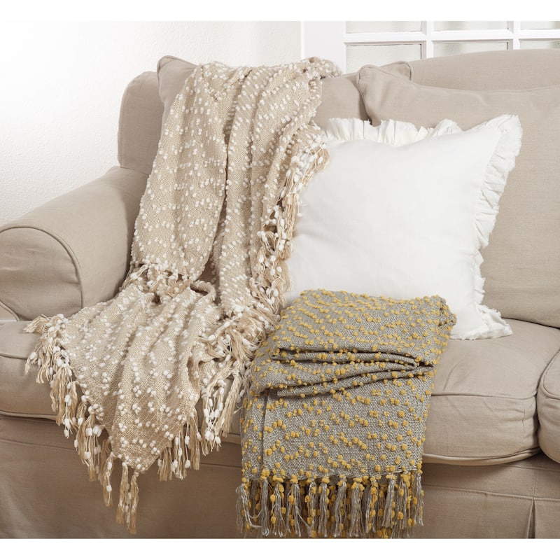 Petite Pompon Design Throw