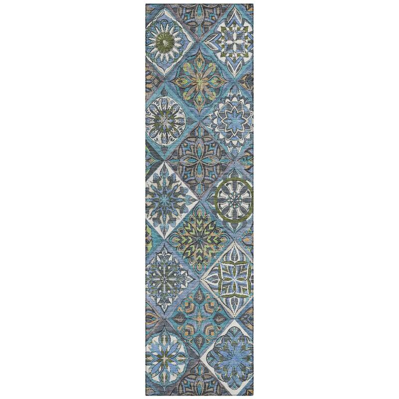 Machine Washable Indoor/ Outdoor Traditional Mosaic Chantille Rug