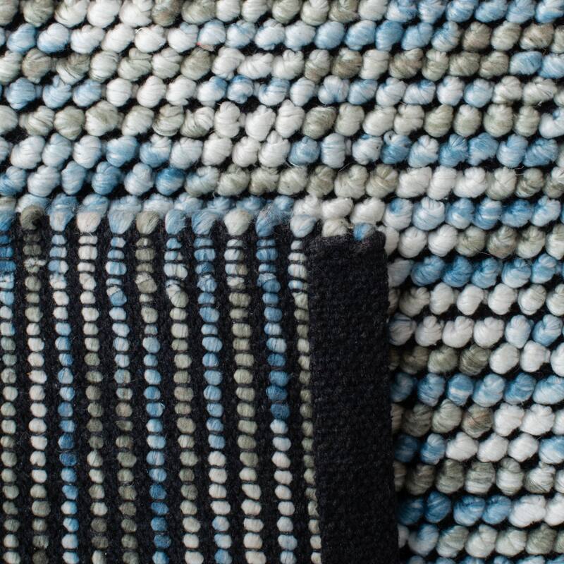 SAFAVIEH Handmade Natura Adriena Wool Rug