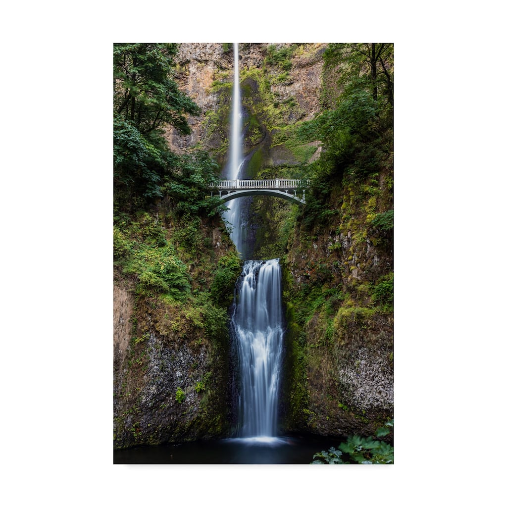Pierre Leclerc 'Multnomah Falls' Canvas Art